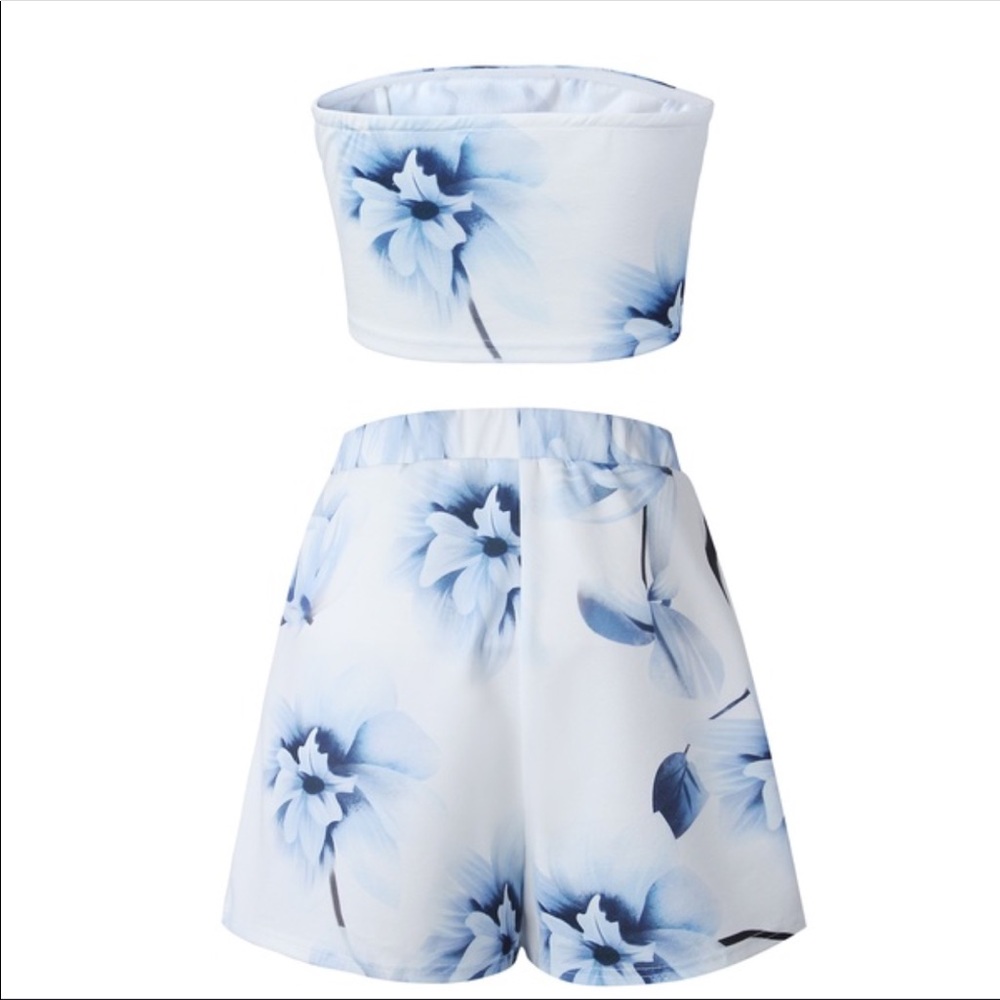 Two piece boho short and crop top set floral blue - Picture 3 of 4